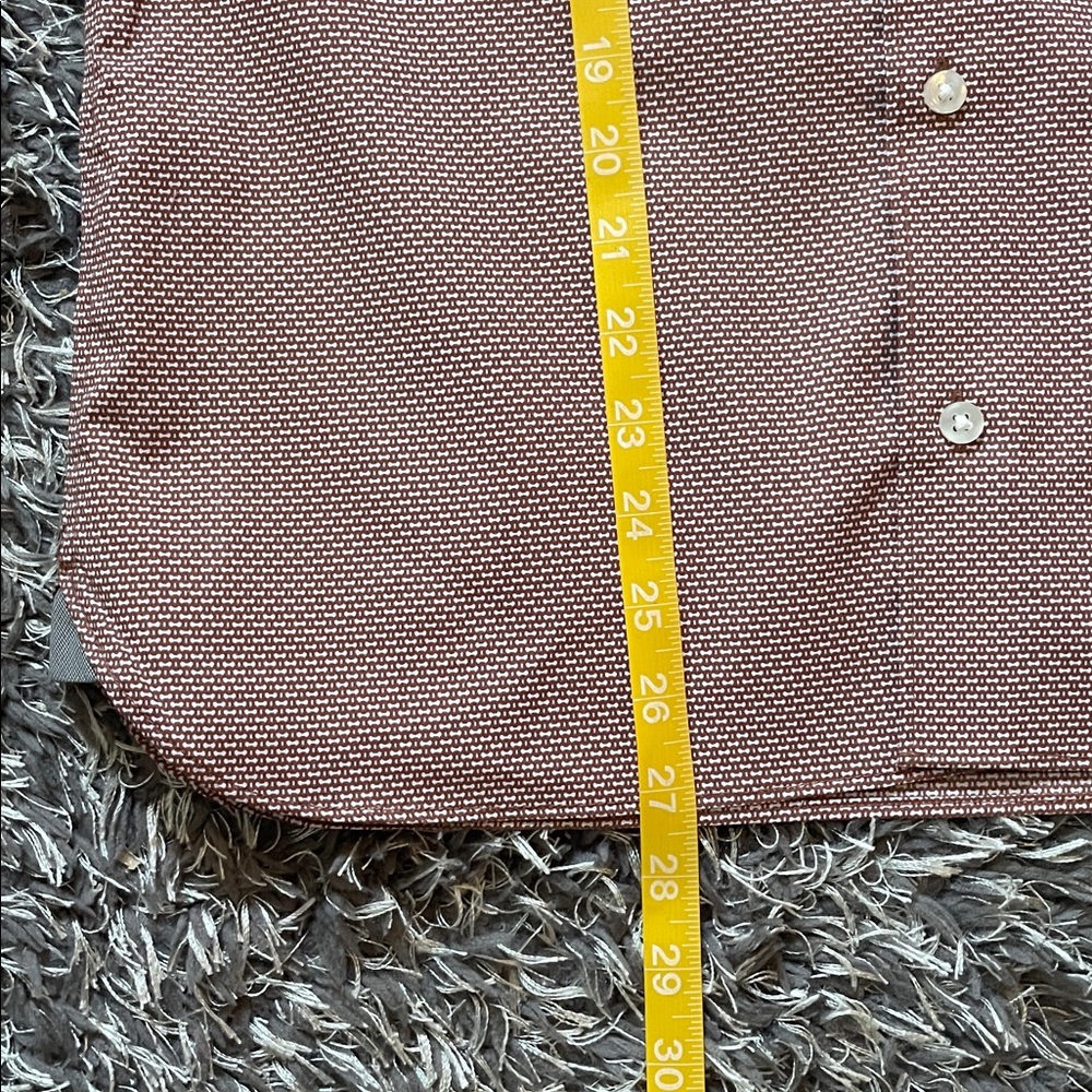 Van Heusen Men's Red Checkered Button Down Shirt - Picture 4 of 6